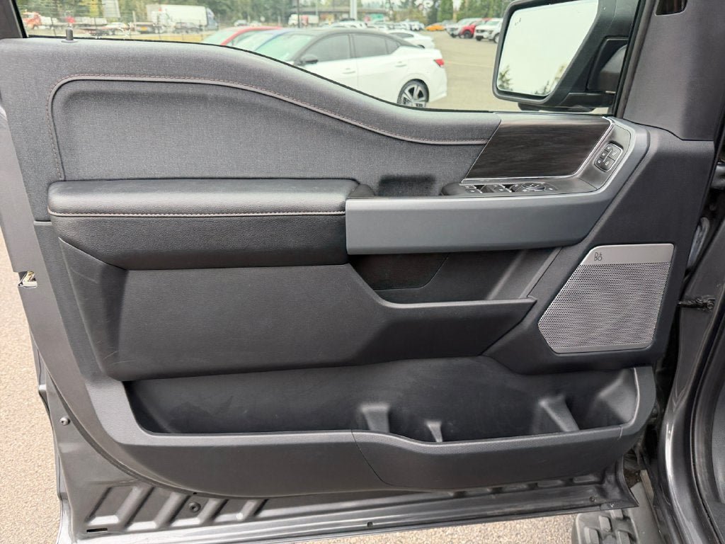 Used 2024 Ford F150 Lightning Lariat AWD/4WD image 20