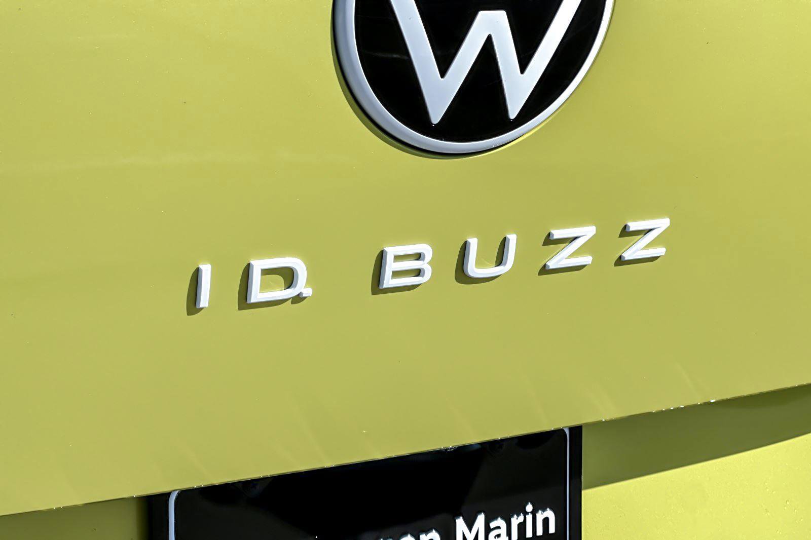 New 2025 Volkswagen ID. Buzz Pro S Plus image 27