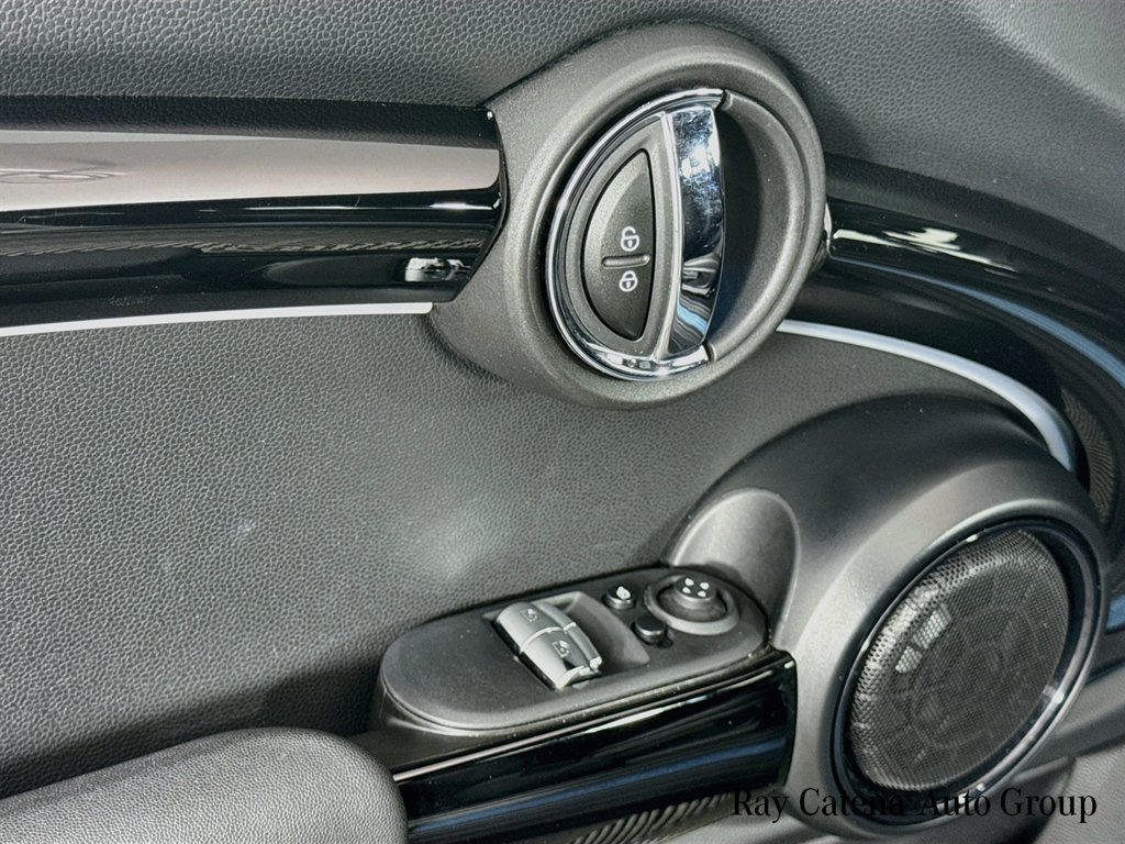 Certified 2024 MINI Cooper S FWD image 18