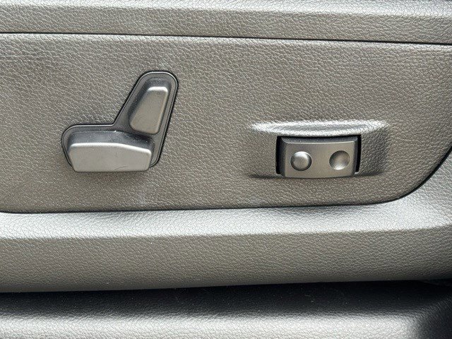 New 2026 RAM 2500 Laramie w/ Night Edition image 12