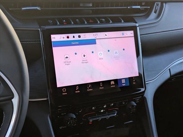 Used 2025 Jeep Grand Cherokee Limited w/ Luxury Tech Group II image 15