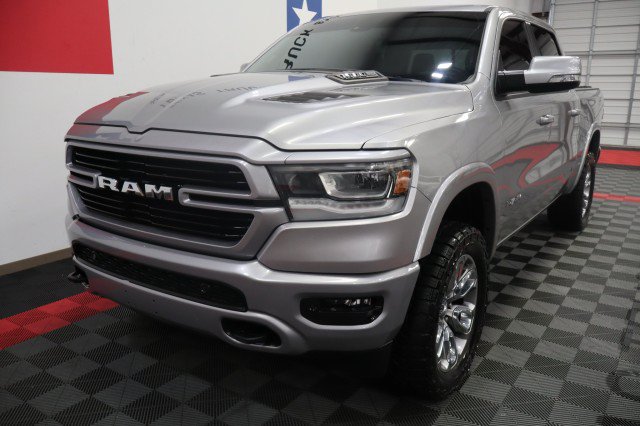 Used 2020 RAM 1500 Laramie w/ Sport Appearance Package AWD/4WD image 3