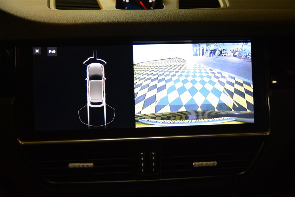 Used 2019 Porsche Cayenne image 23