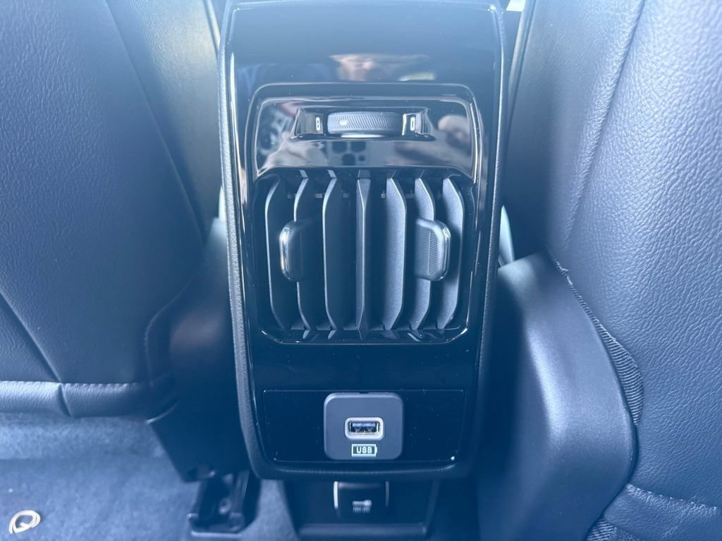 New 2026 Jeep Compass Limited AWD/4WD image 32