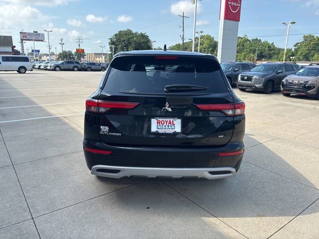 Used 2024 Mitsubishi Outlander SE FWD image 6