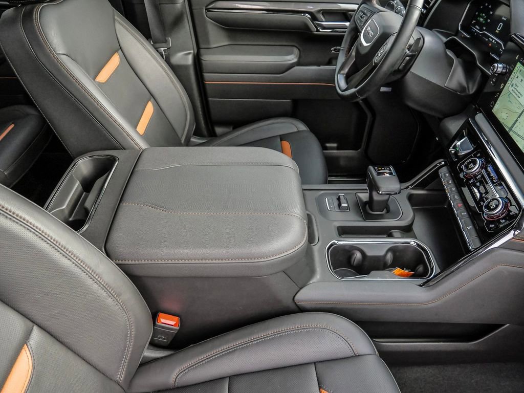 Used 2025 GMC Sierra 1500 AT4 w/ Technology Package image 17