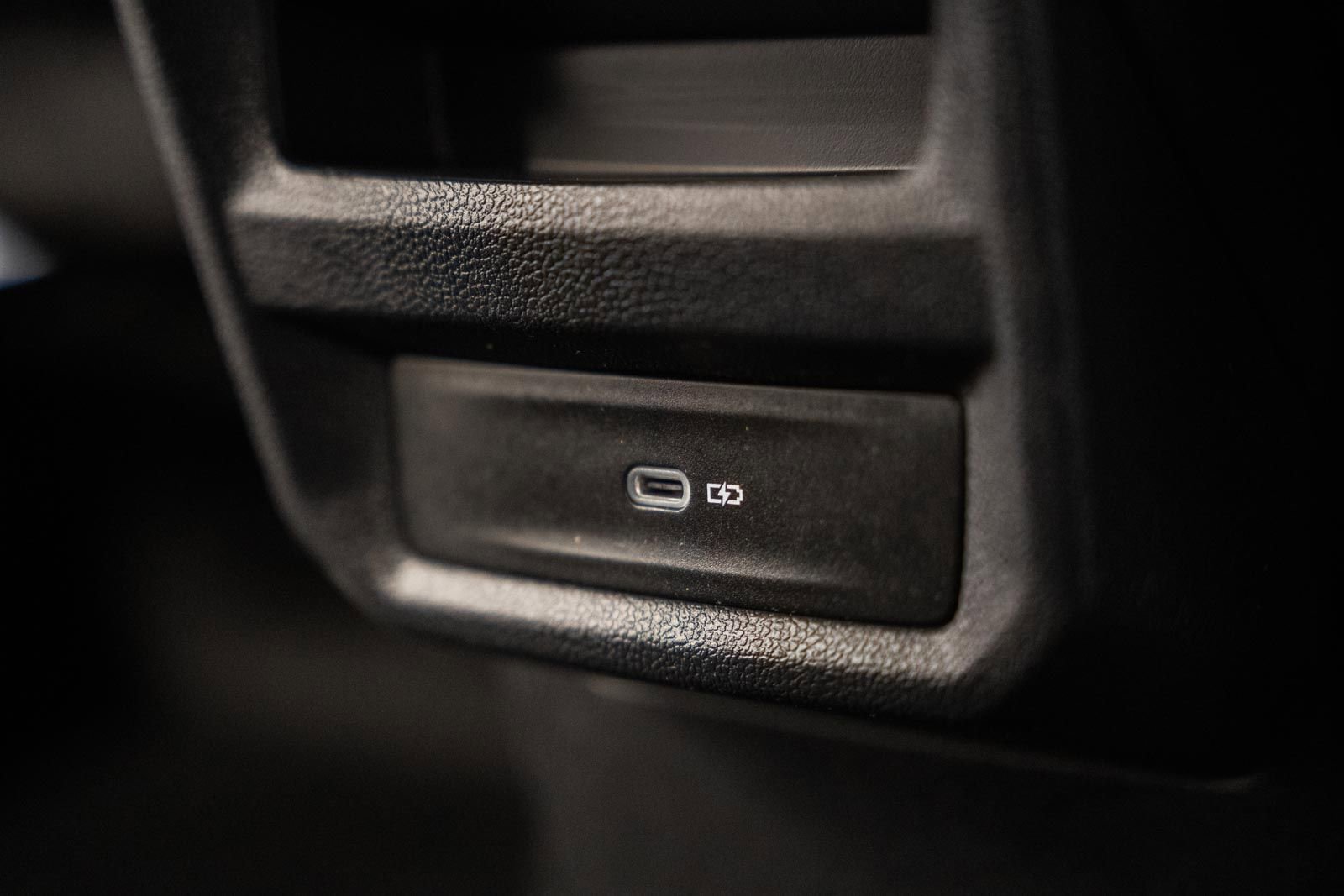 Used 2022 Volkswagen Taos SEL w/ Panoramic Sunroof Package FWD image 36