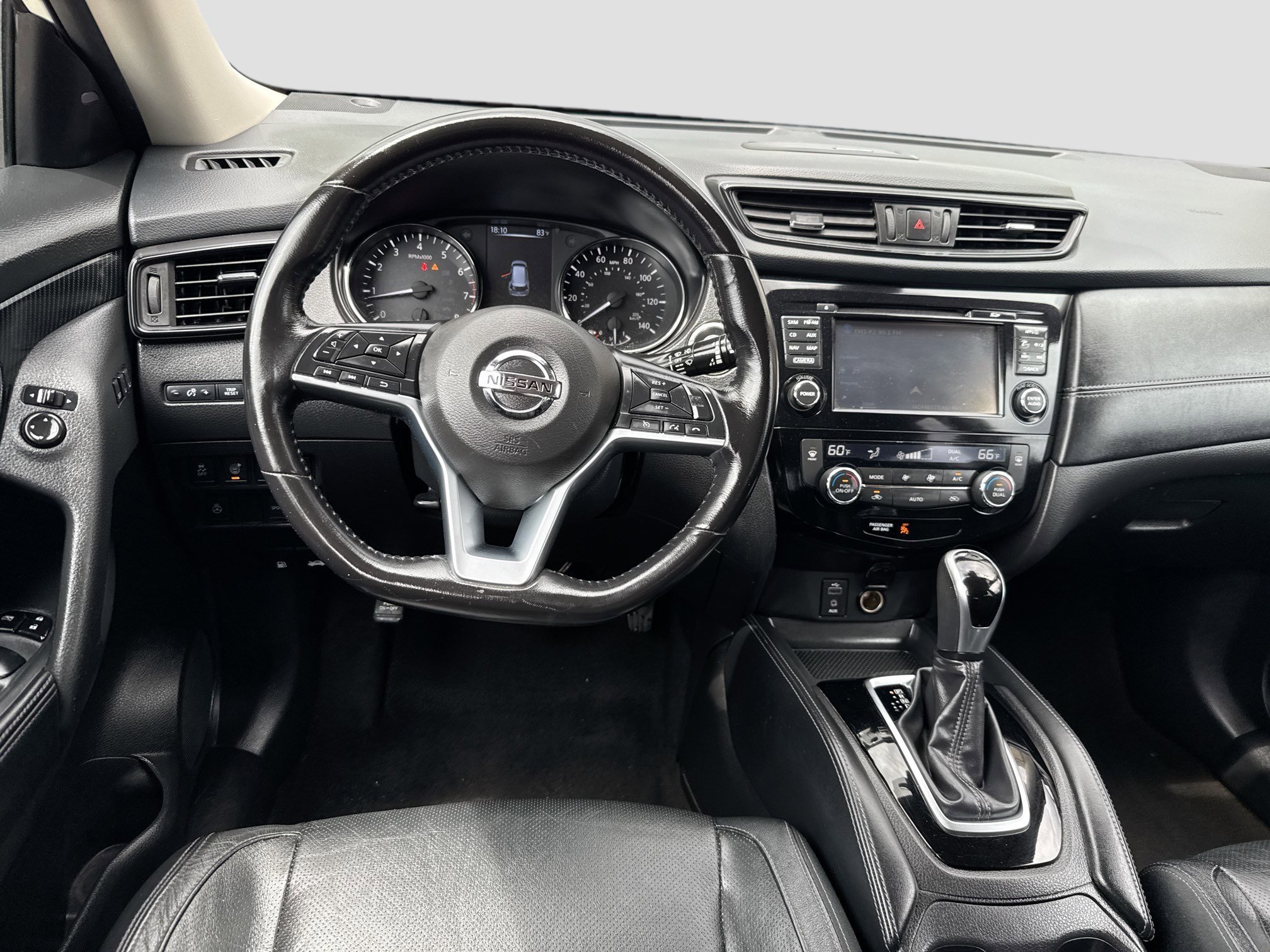 Used 2017 Nissan Rogue SL image 19