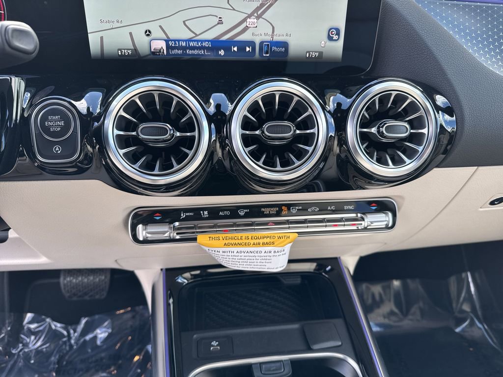 New 2025 Mercedes-Benz GLA 250 4MATIC image 24