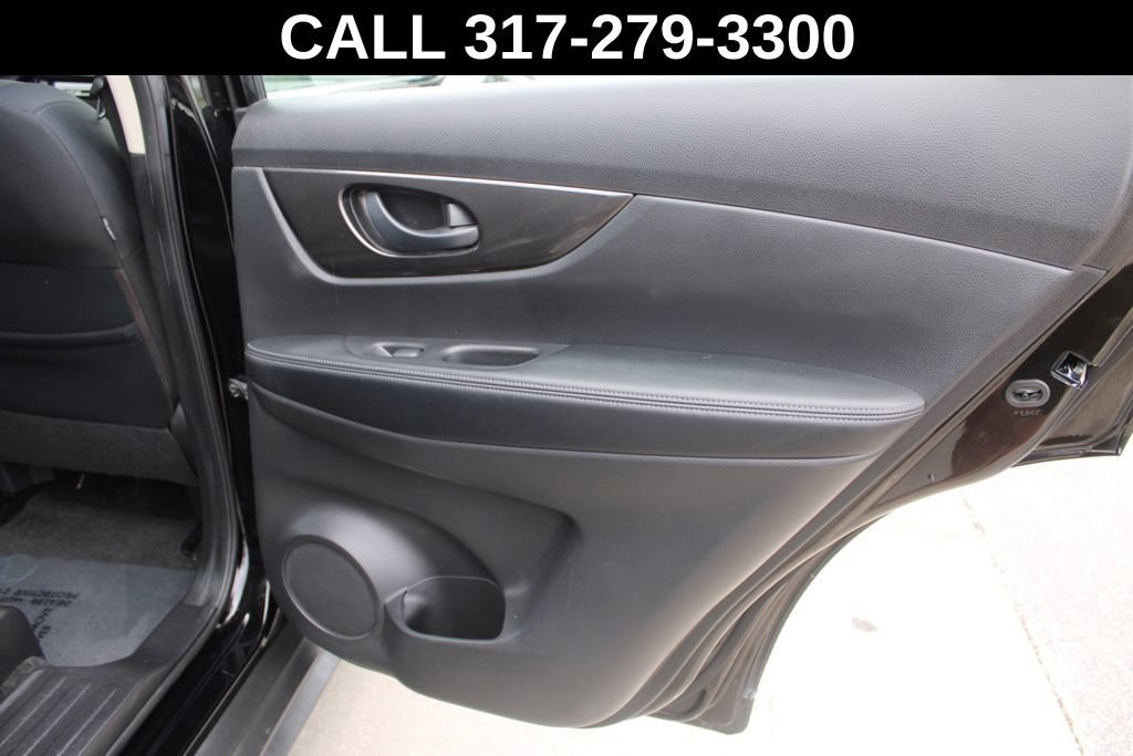 Used 2019 Nissan Rogue S AWD/4WD image 21