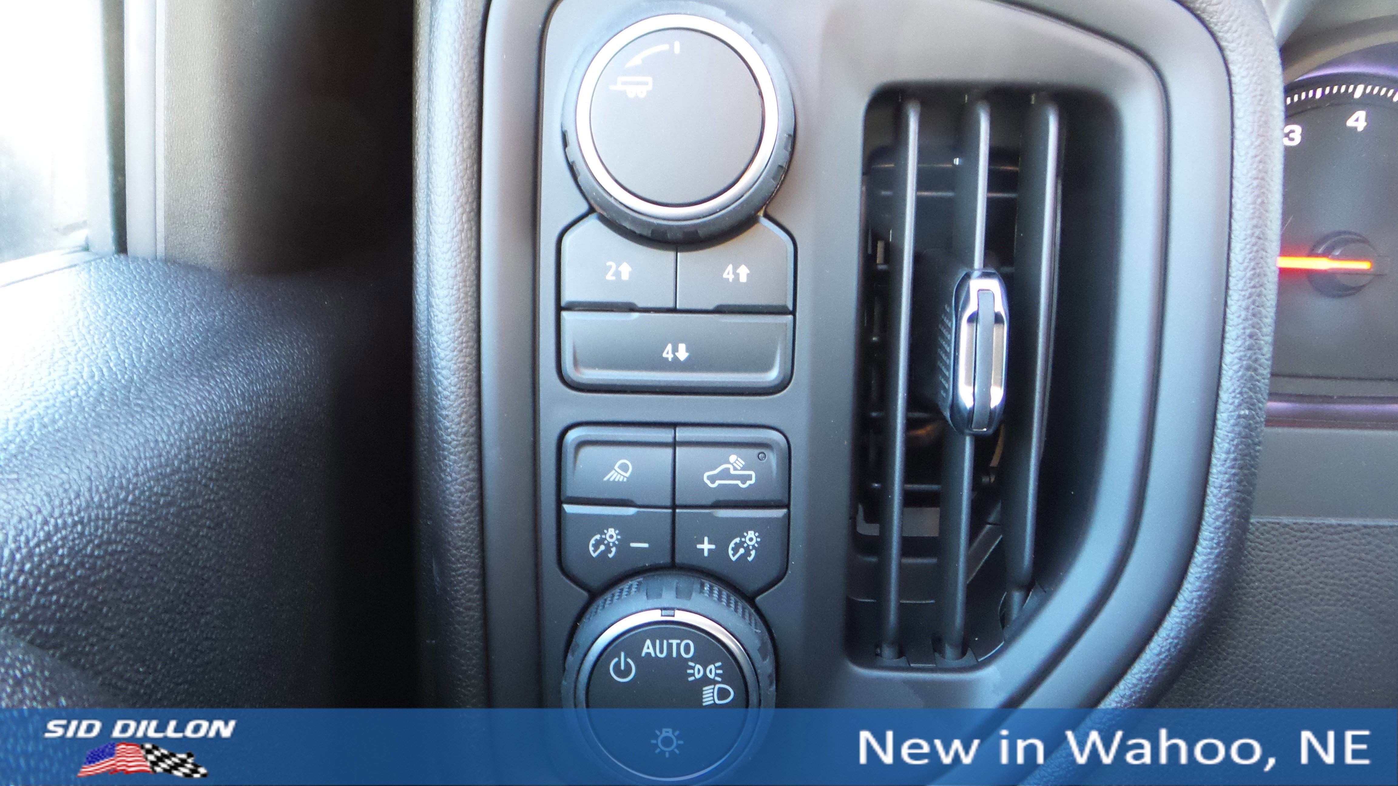 New 2026 Chevrolet Silverado 2500 Custom w/ Custom Value Package image 12