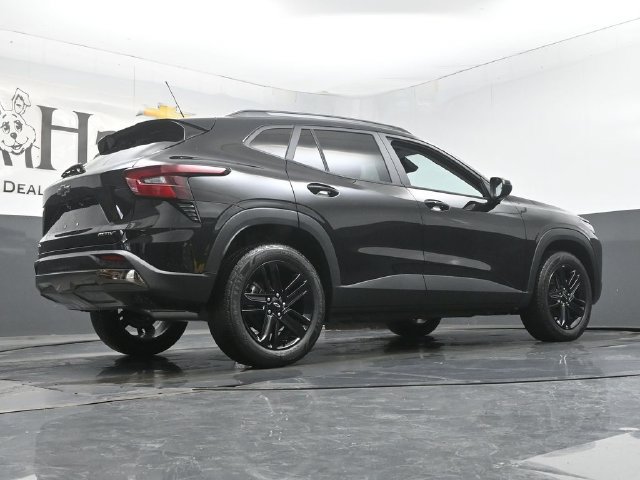 New 2026 Chevrolet Trax ACTIV w/ Driver Confidence Package FWD image 11