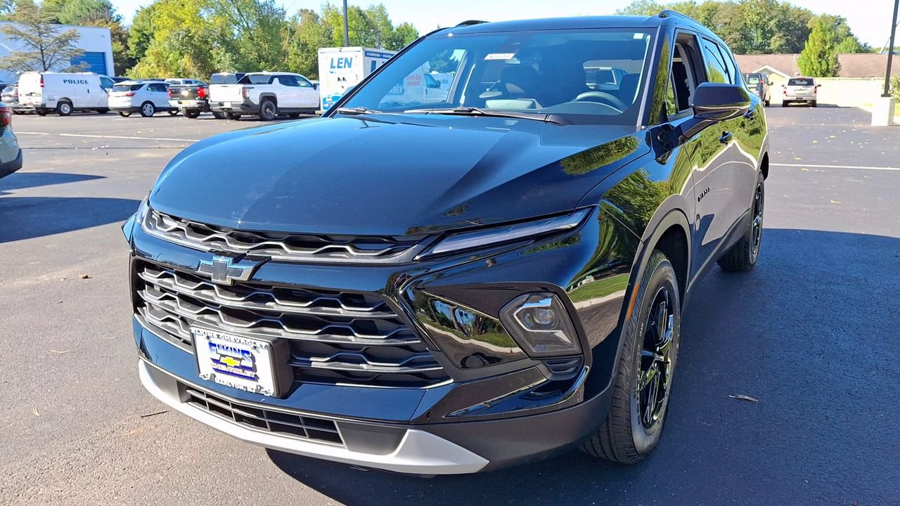 New 2026 Chevrolet Blazer LT w/ Convenience Package AWD/4WD image 6