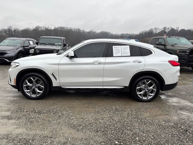 Used 2024 BMW X4 xDrive30i w/ Premium Package image 2