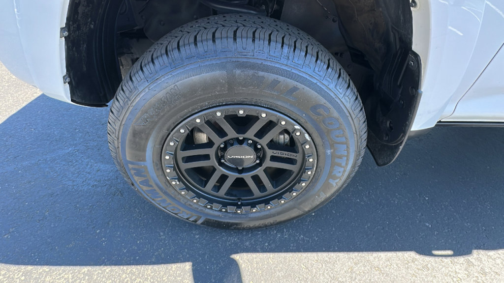 Used 2023 Toyota 4Runner TRD Off-Road Premium image 9