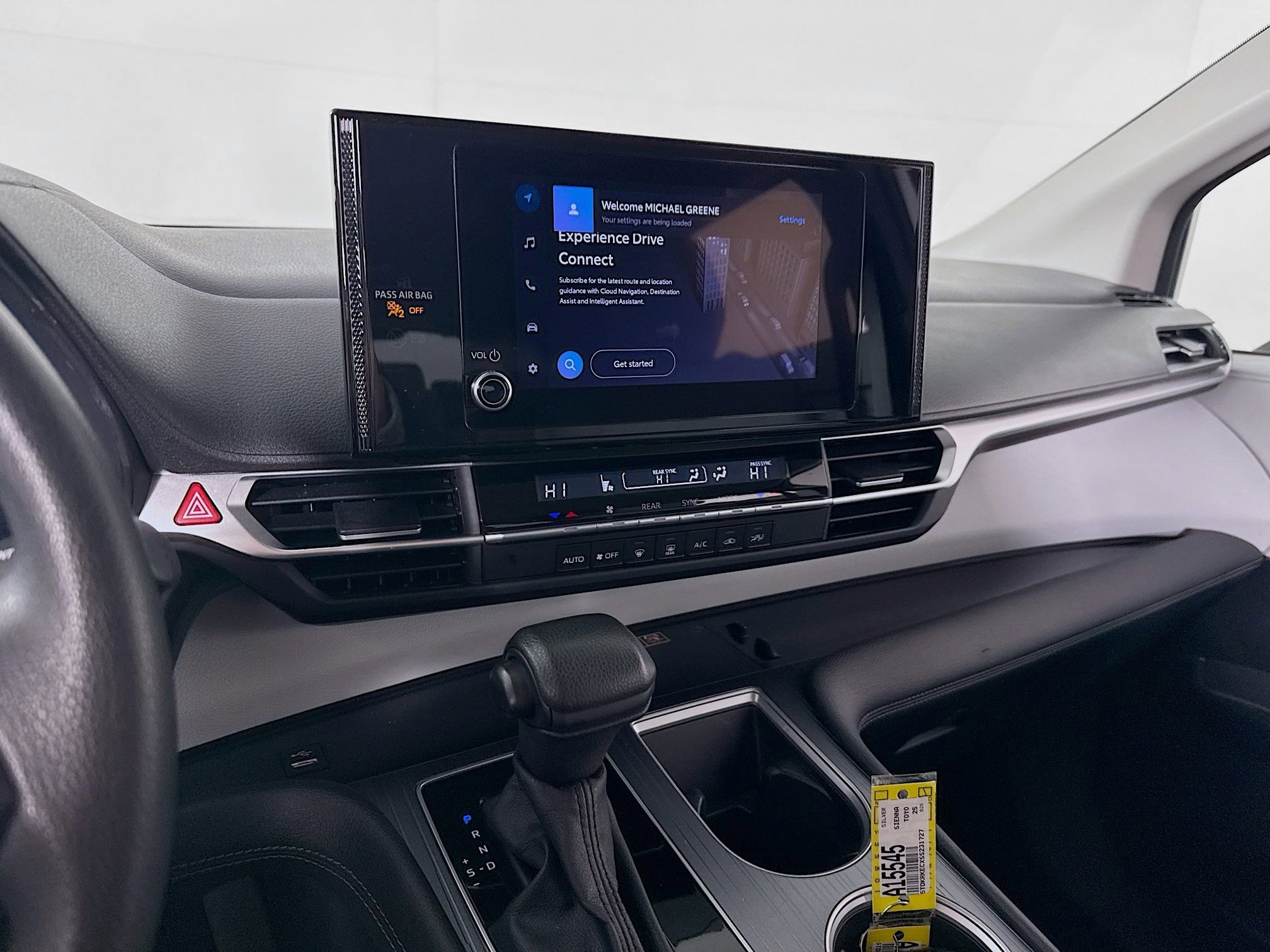 Certified 2025 Toyota Sienna LE image 15