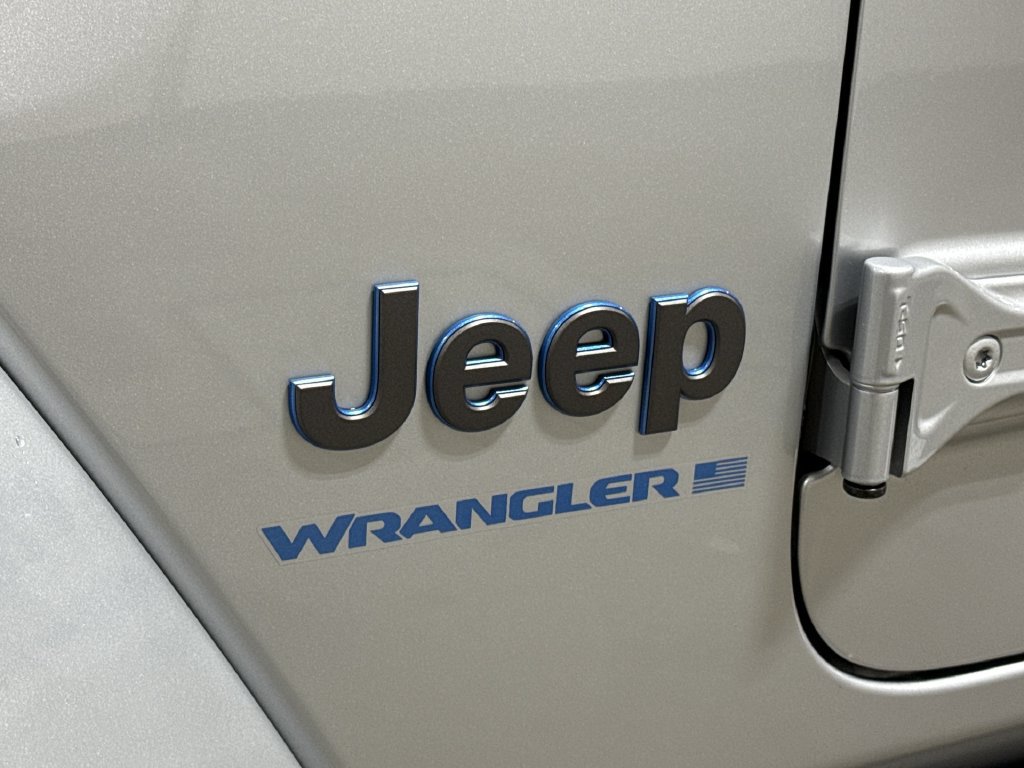 Used 2024 Jeep Wrangler Unlimited Rubicon 4xe AWD/4WD image 26
