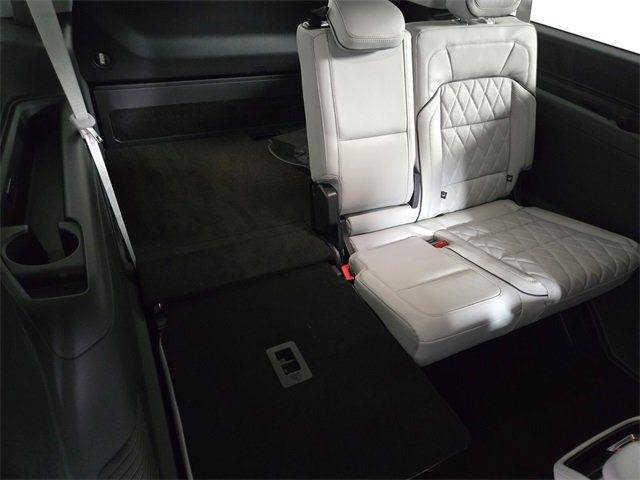 New 2025 Lincoln Navigator L Black Label w/ Black Label Special Edition image 20