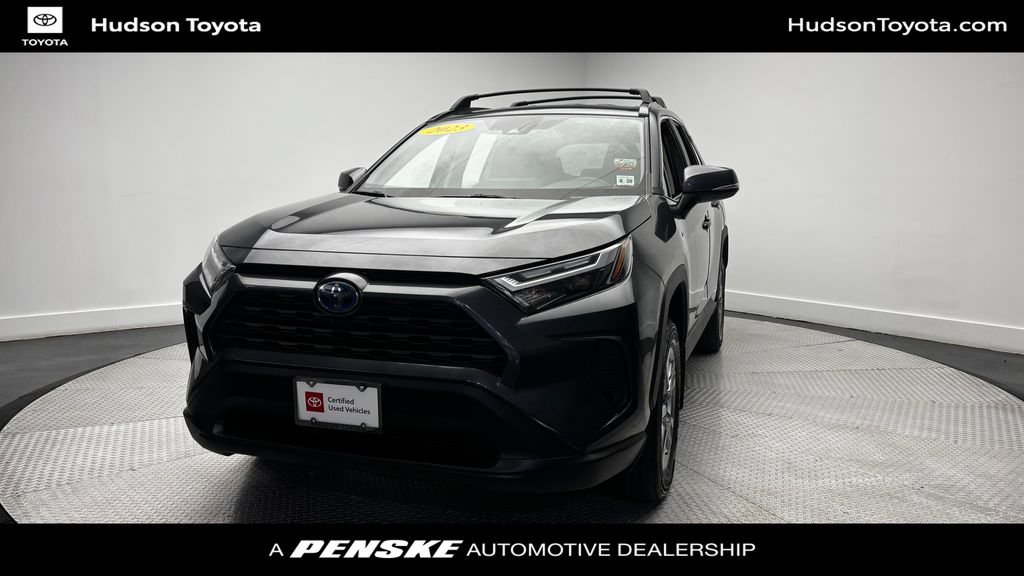 Used 2023 Toyota RAV4 XLE w/ XLE Grade Weather Package AWD/4WD image 1