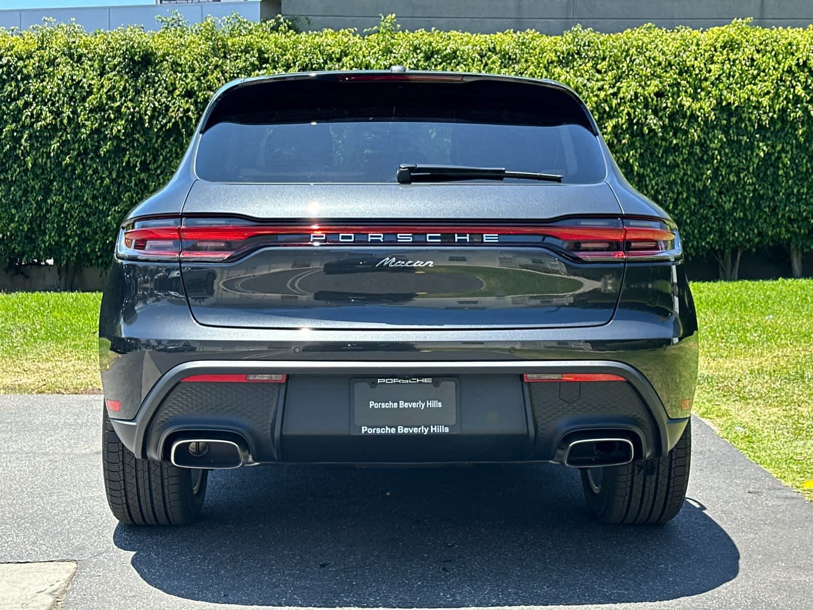 New 2026 Porsche Macan AWD/4WD image 7