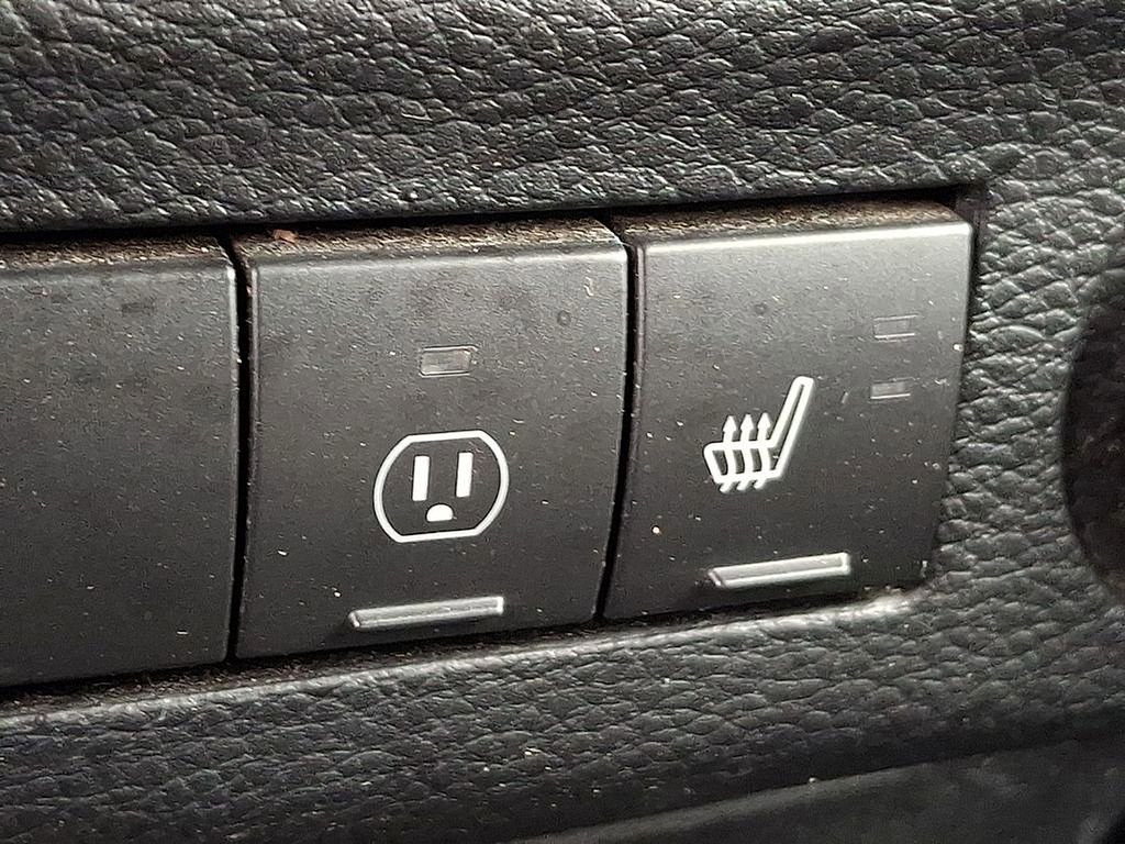 Used 2014 Jeep Wrangler Unlimited Sahara image 25