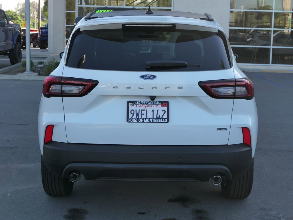 Used 2025 Ford Escape ST-Line w/ Equipment Group 301A FWD image 5