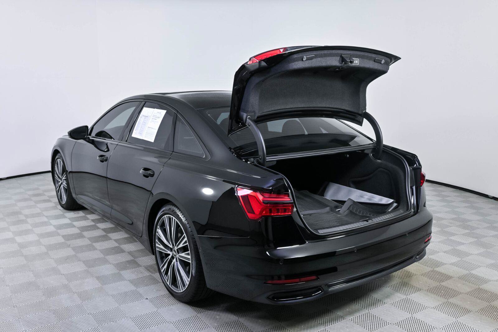 Used 2021 Audi A6 Premium Plus w/ Premium Plus Package AWD/4WD image 32