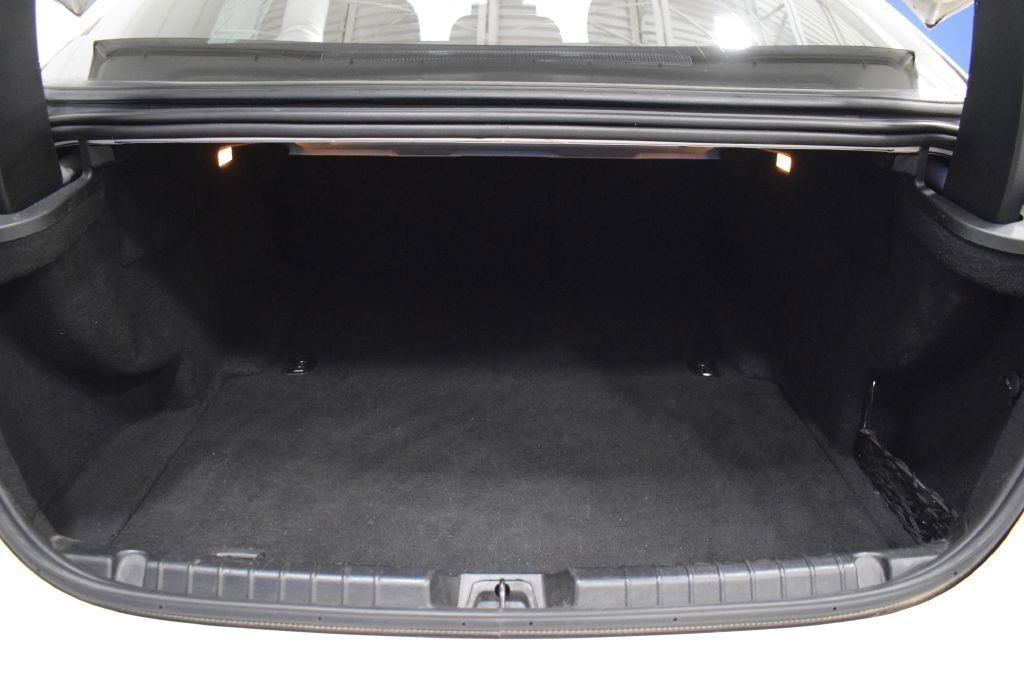 Used 2014 Maserati Ghibli RWD image 15