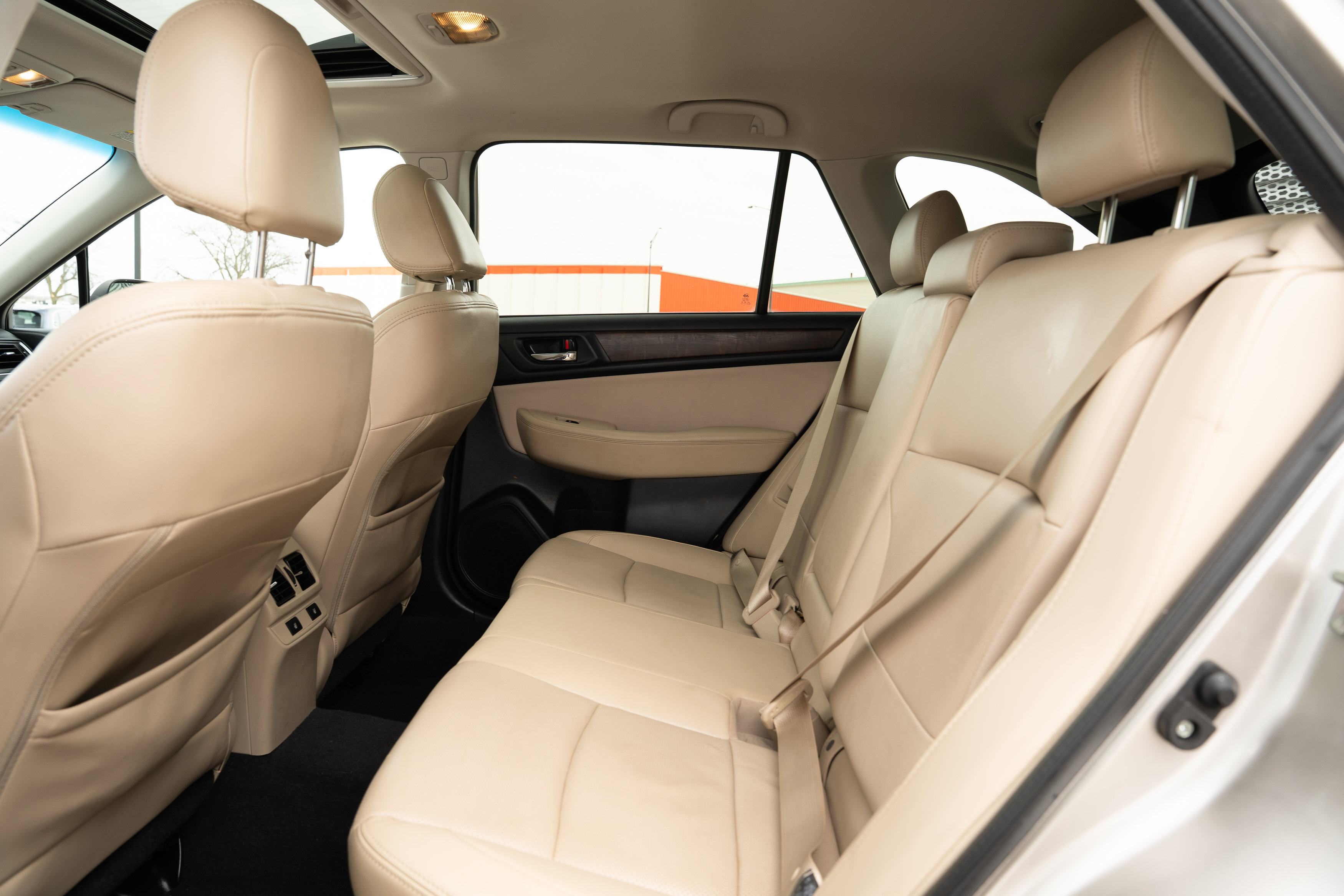 Used 2015 Subaru Outback 2.5i Limited image 25