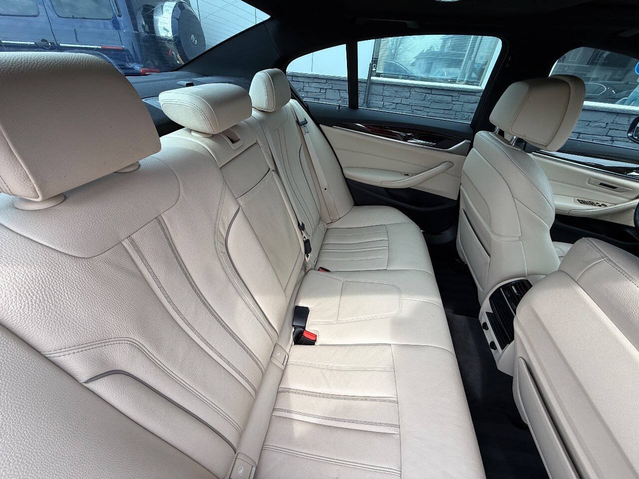 Used 2018 BMW 530i RWD image 14