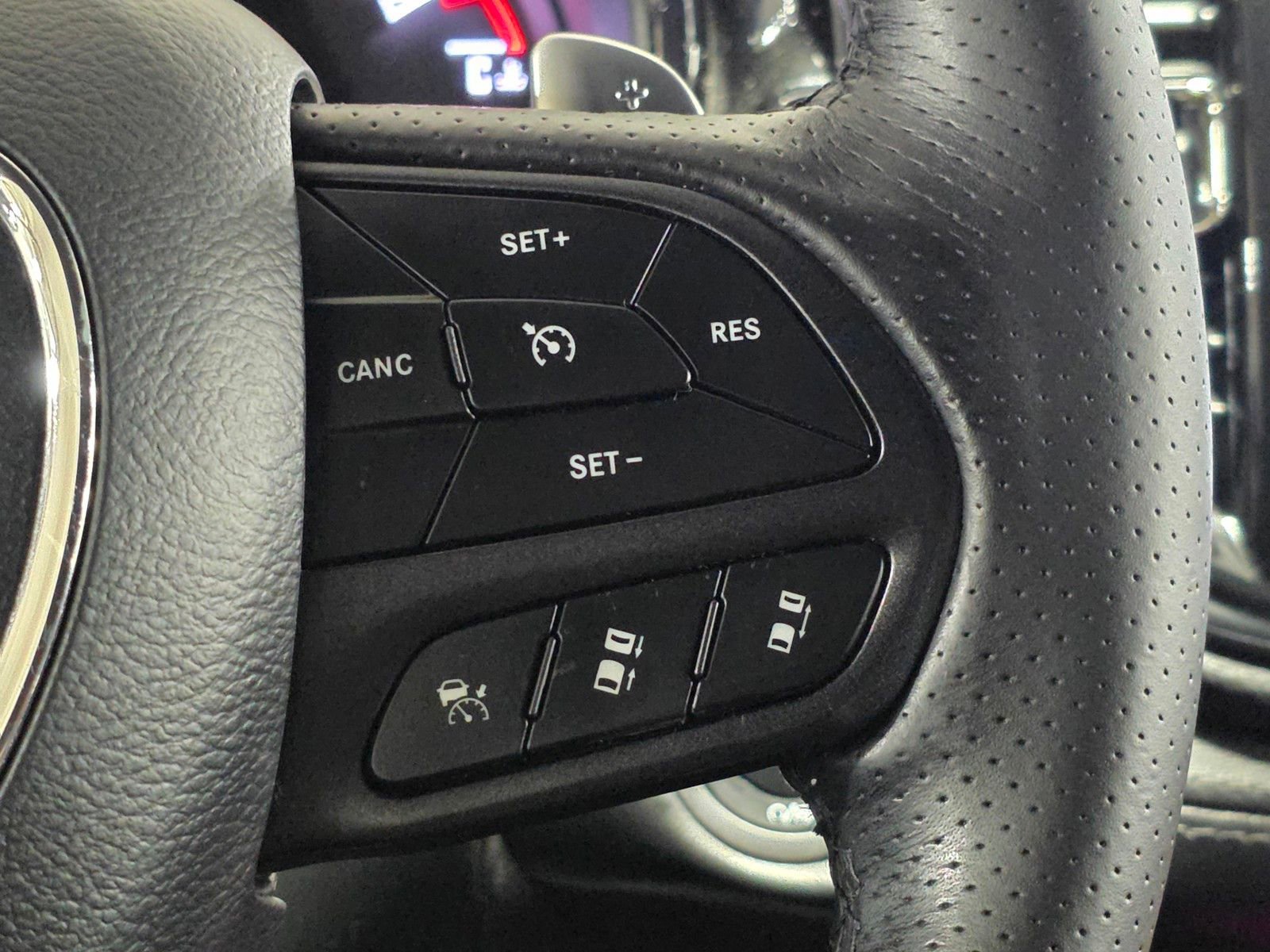Used 2022 Dodge Durango GT AWD/4WD image 34