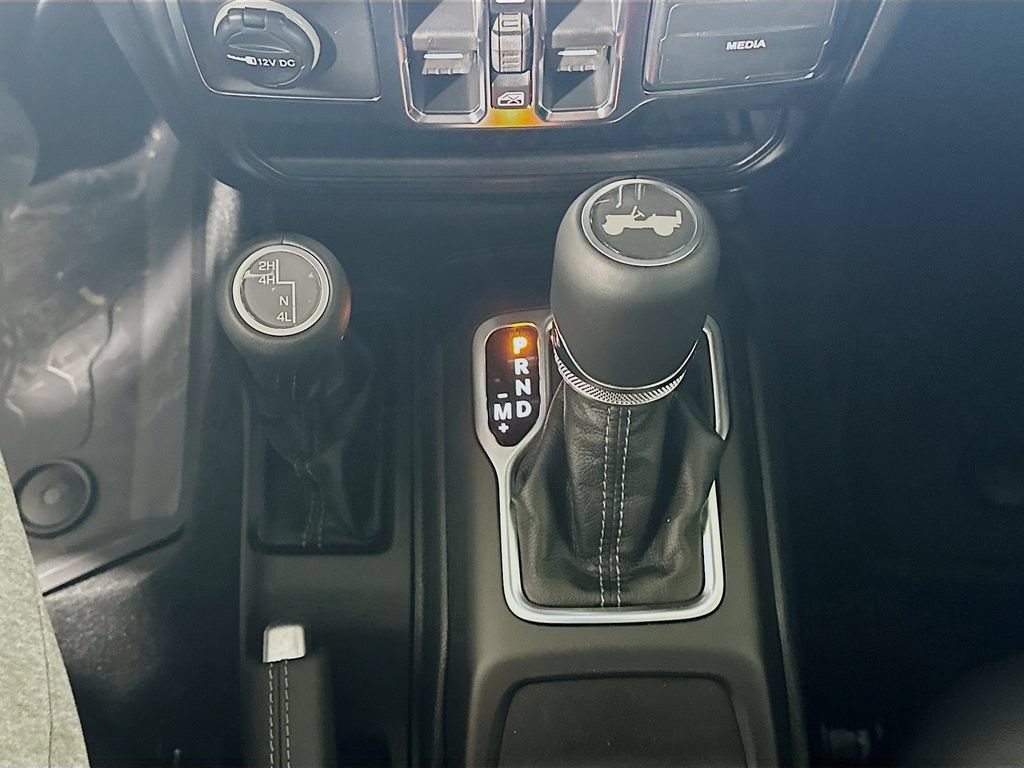 New 2026 Jeep Wrangler Unlimited Sahara AWD/4WD image 12