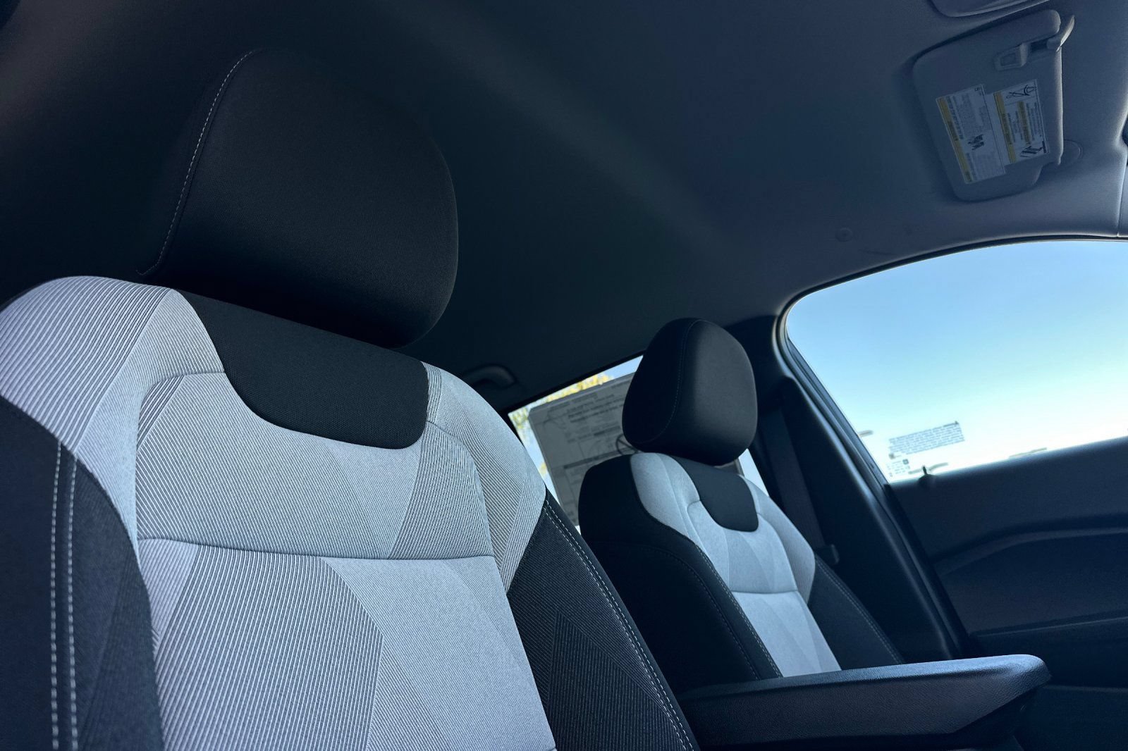 New 2026 Chevrolet Trax LS w/ LS Convenience Package FWD image 17