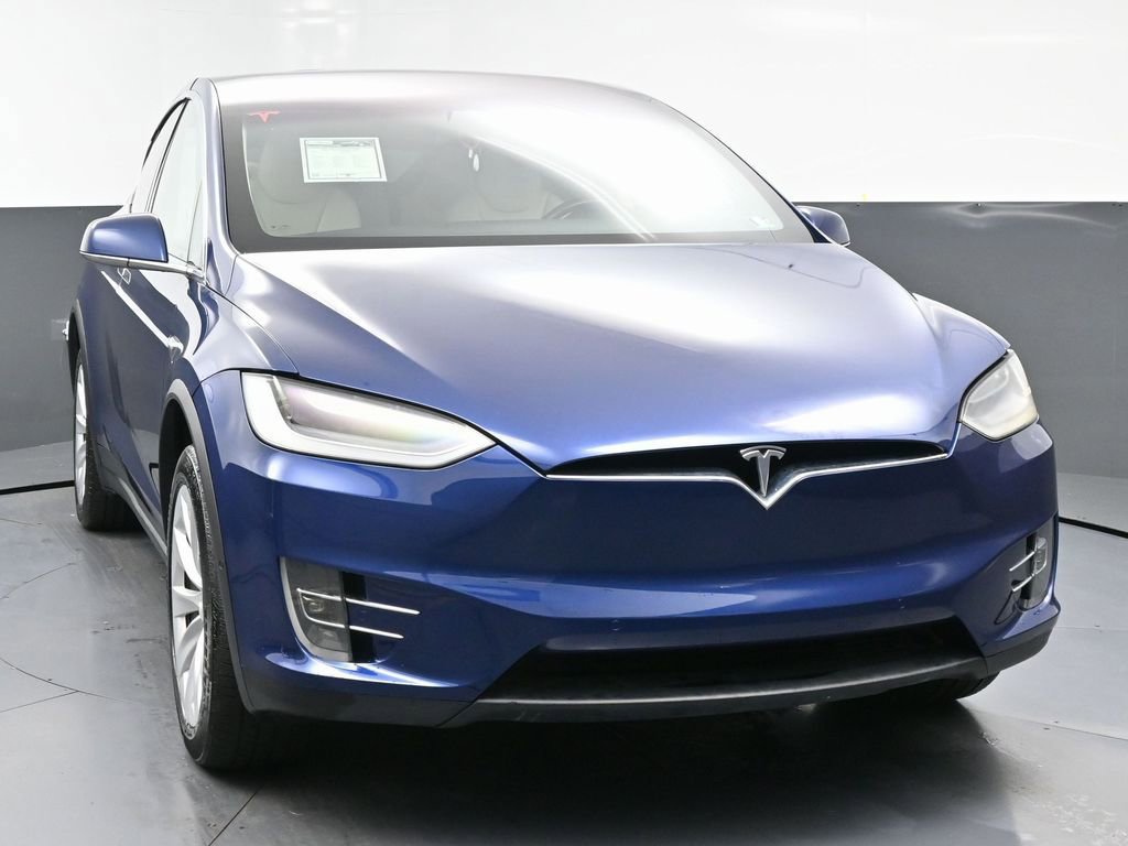 Used 2017 Tesla Model X 100D image 4