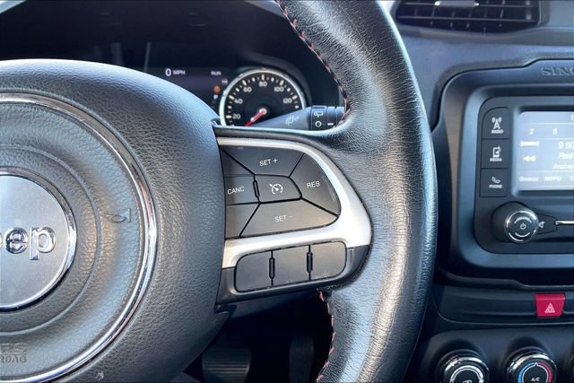 Used 2016 Jeep Renegade Trailhawk AWD/4WD image 21