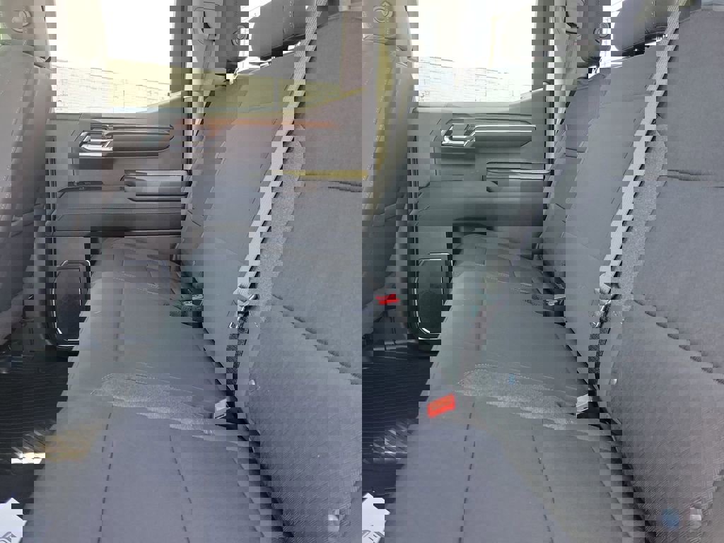 Used 2024 Chevrolet Silverado 1500 LT image 12