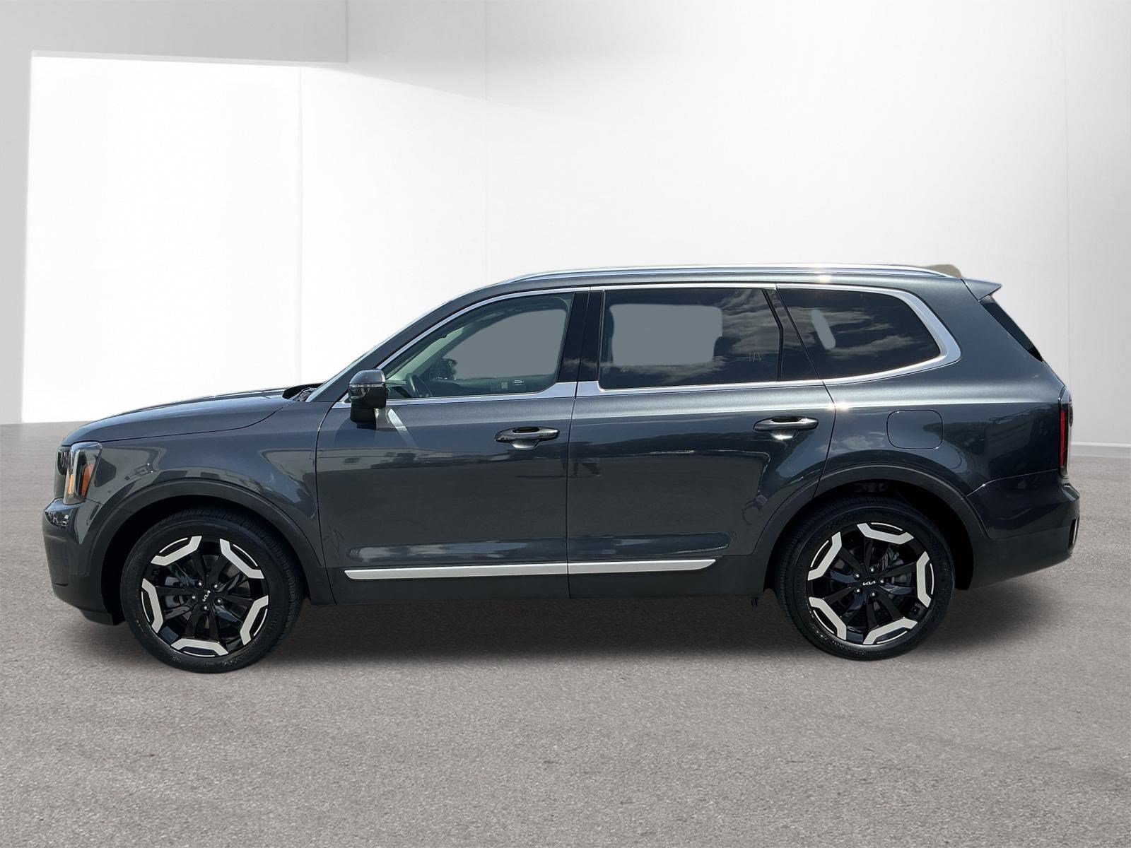 Certified 2024 Kia Telluride EX w/ EX Captain's Chair Package AWD/4WD image 6