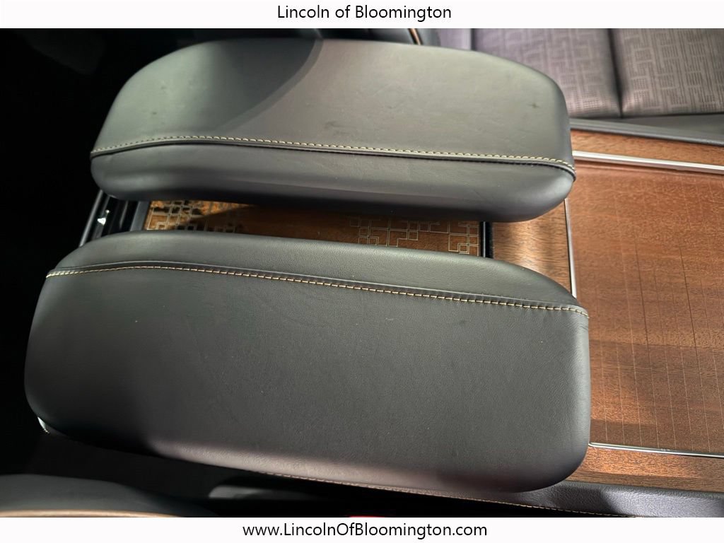 New 2025 Lincoln Navigator L Black Label AWD/4WD image 22