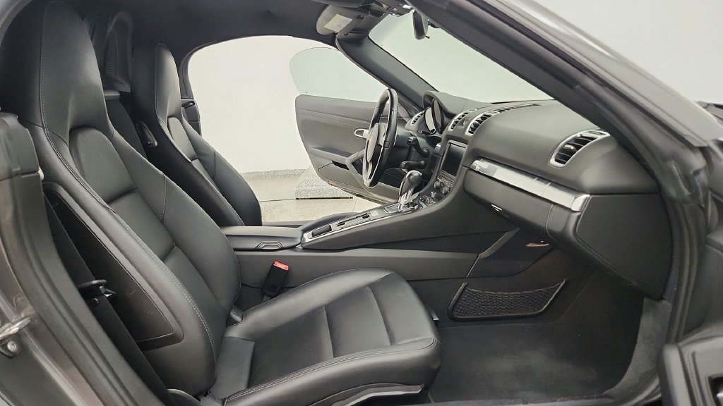 Used 2014 Porsche Boxster S RWD image 22