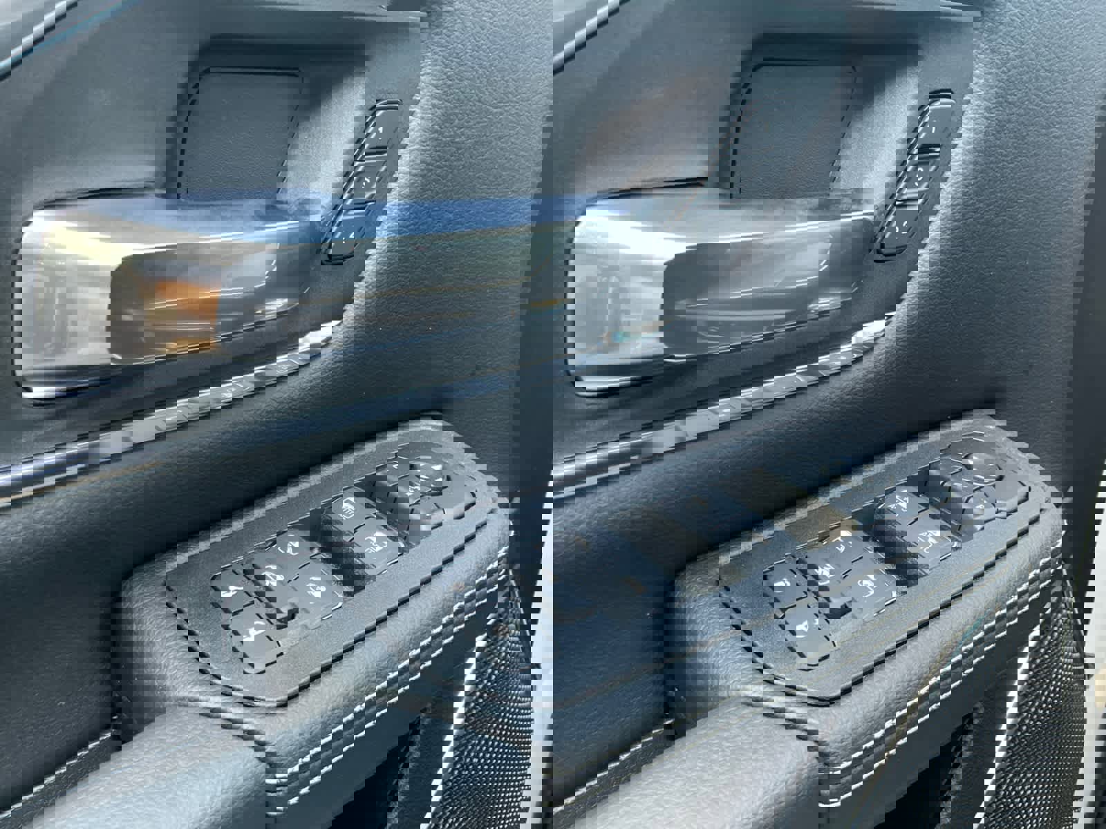 New 2026 RAM 1500 Laramie w/ Sport Appearance Package image 23