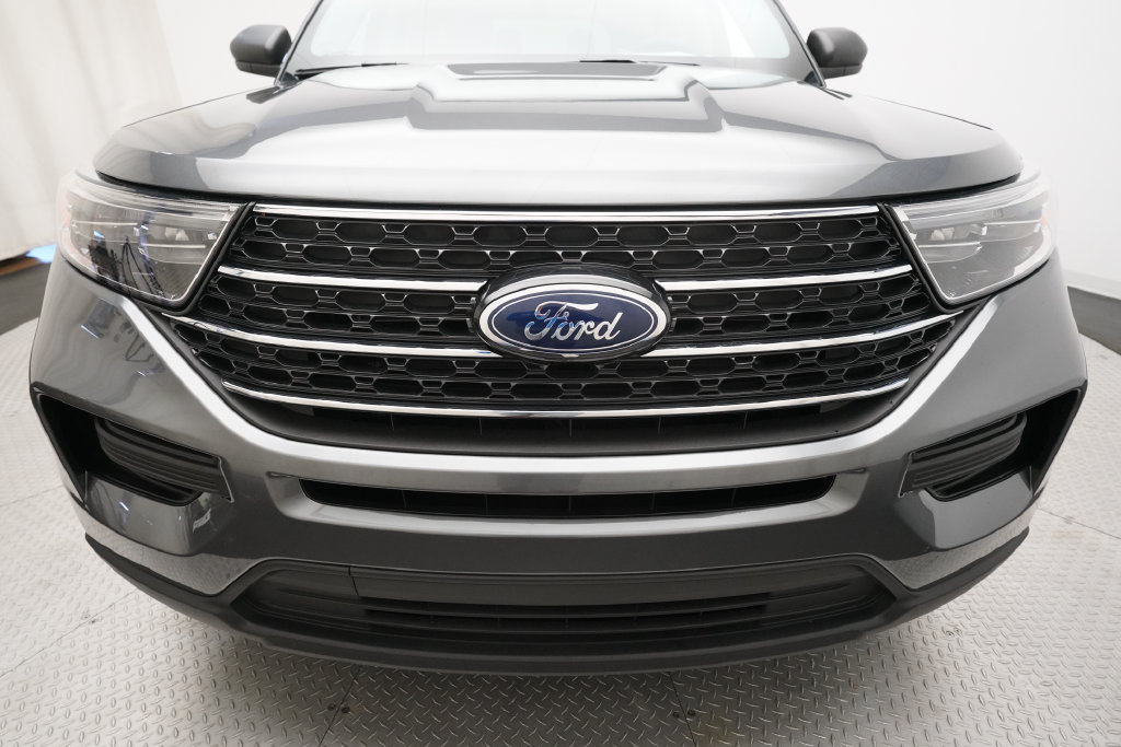 Used 2024 Ford Explorer XLT w/ Class IV Trailer Tow Package AWD/4WD image 23
