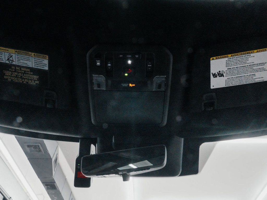 Used 2025 Toyota Tundra Limited image 38