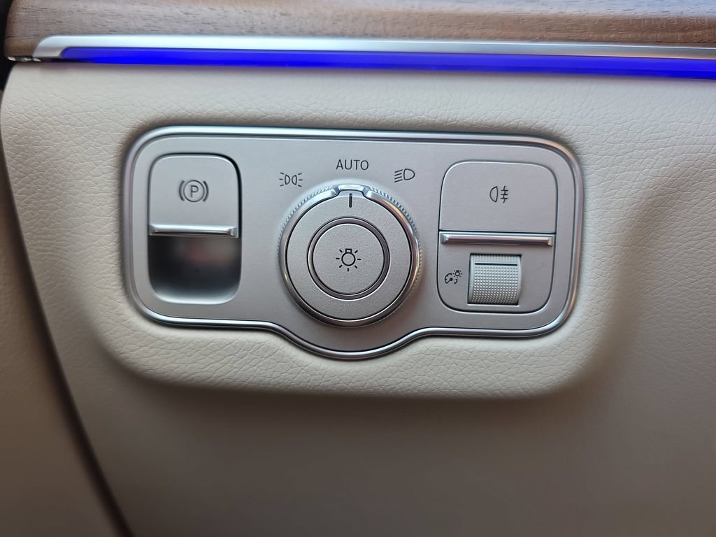 New 2026 Mercedes-Benz GLS 450 4MATIC image 30
