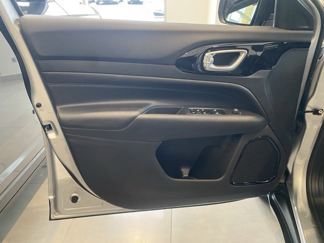 New 2026 Jeep Compass Limited image 11