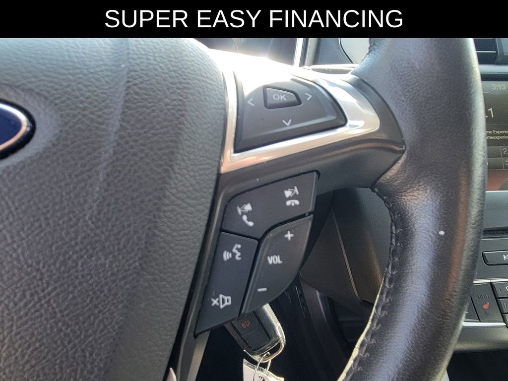 Used 2016 Ford Fusion SE w/ Equipment Group 202A image 22