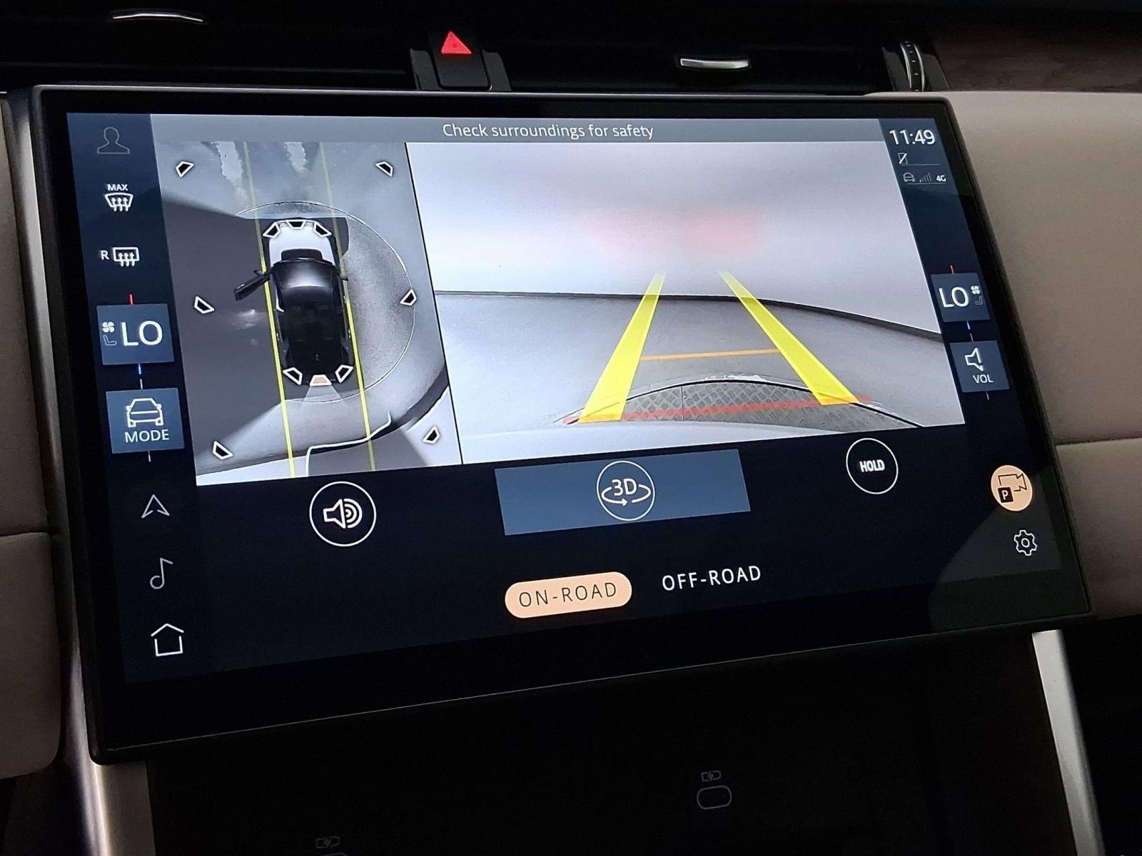 Used 2025 Land Rover Discovery Sport S image 25