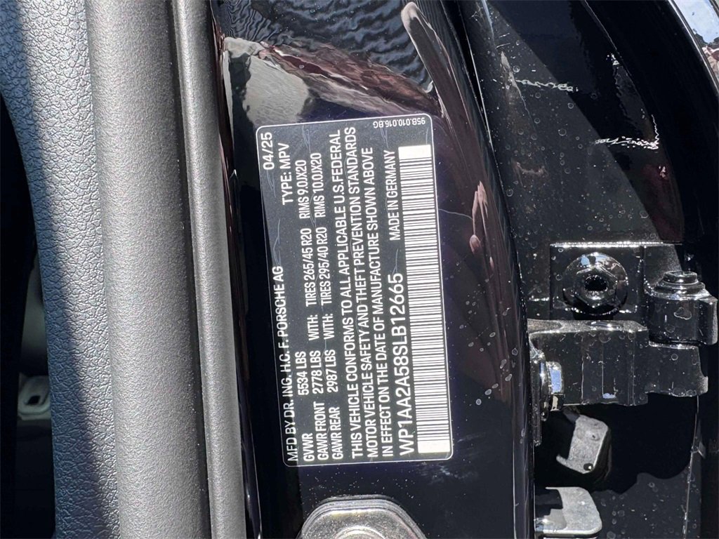 New 2025 Porsche Macan image 29