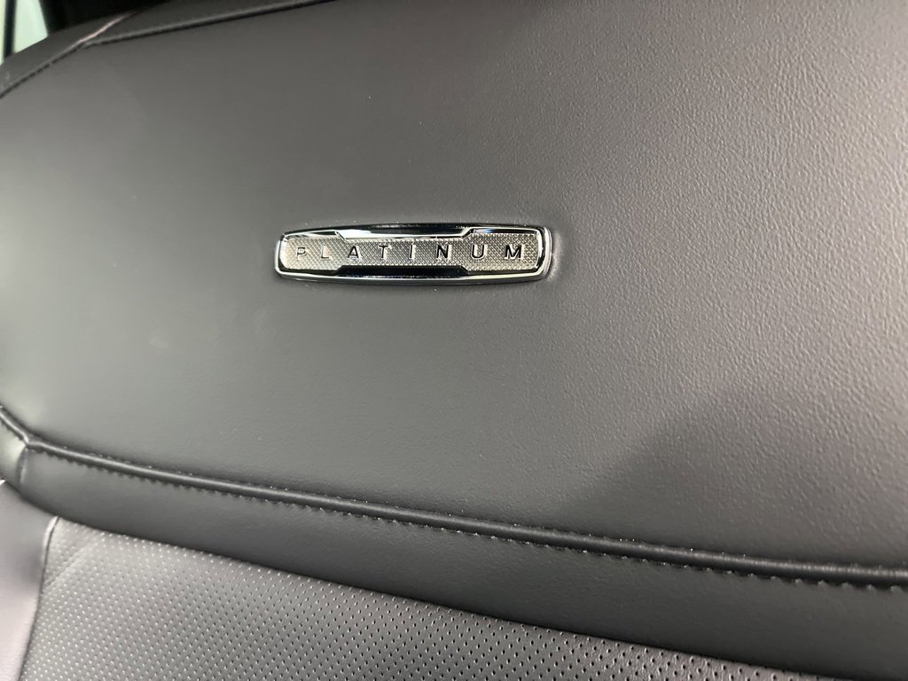 New 2026 Ford Expedition Platinum image 27