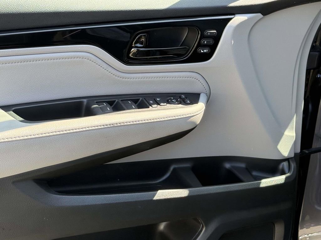 Used 2019 Honda Odyssey Elite image 15