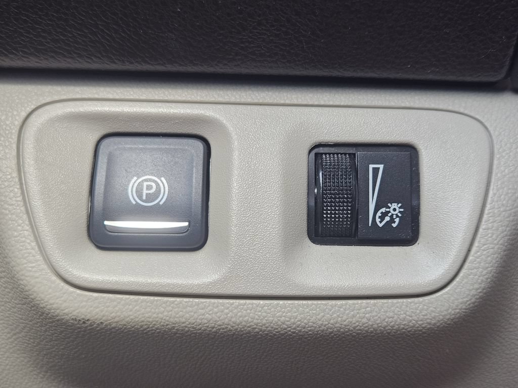 Used 2019 GMC Acadia Denali w/ Technology Package AWD/4WD image 26